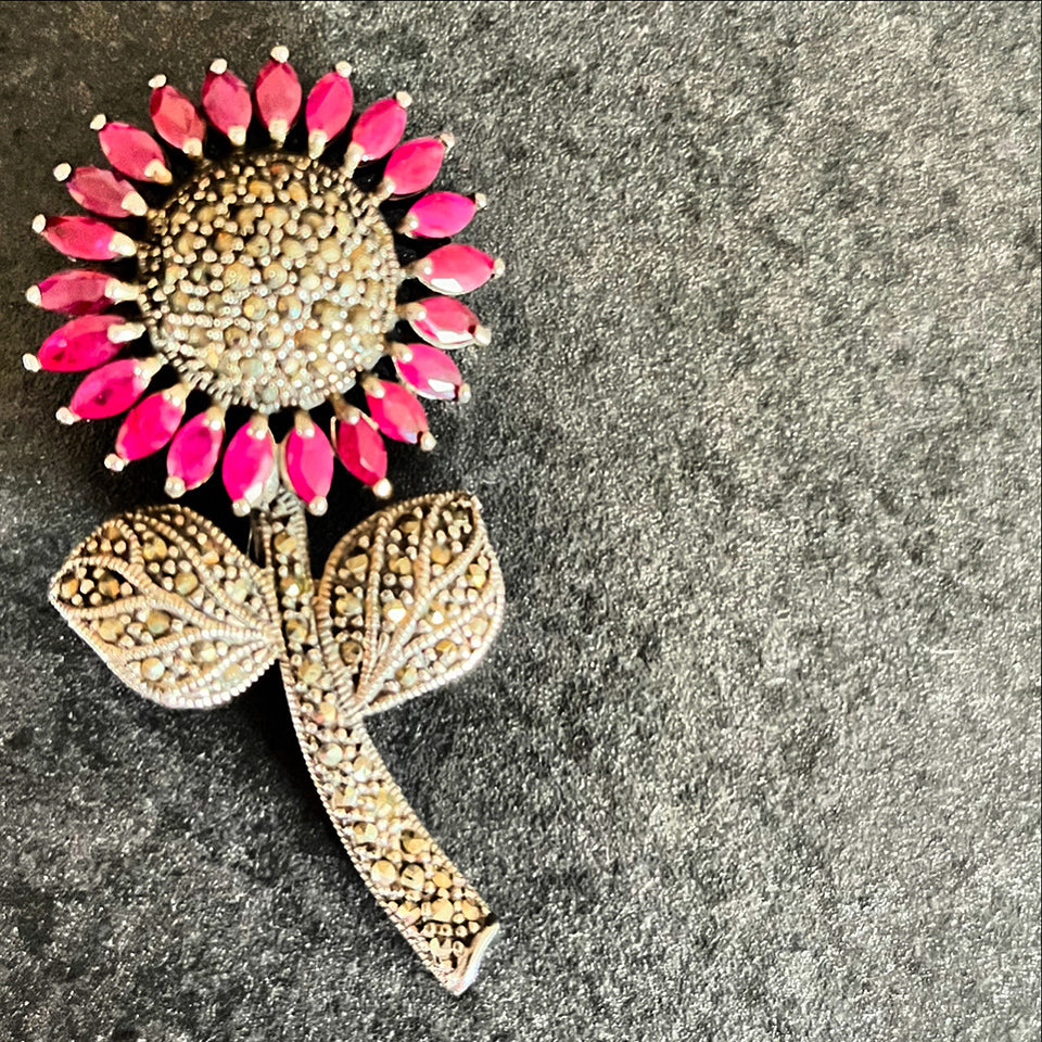 Spilla Swarovski e Rubino in Arg 925 primo '900 -Top Accessori-