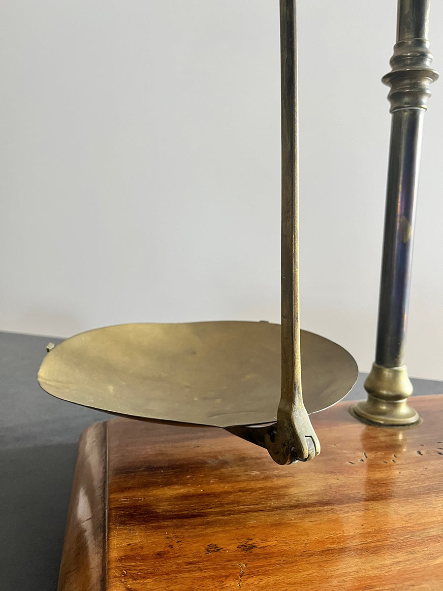 Bilancia da The Francese '900 in Ottone e Legno -Antiques-