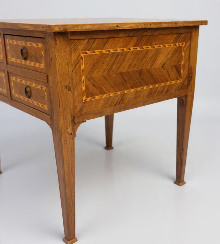 Scrittoio Luigi XVI in noce massello intarsiato e con piano estraibile '900 -Top Antiques-