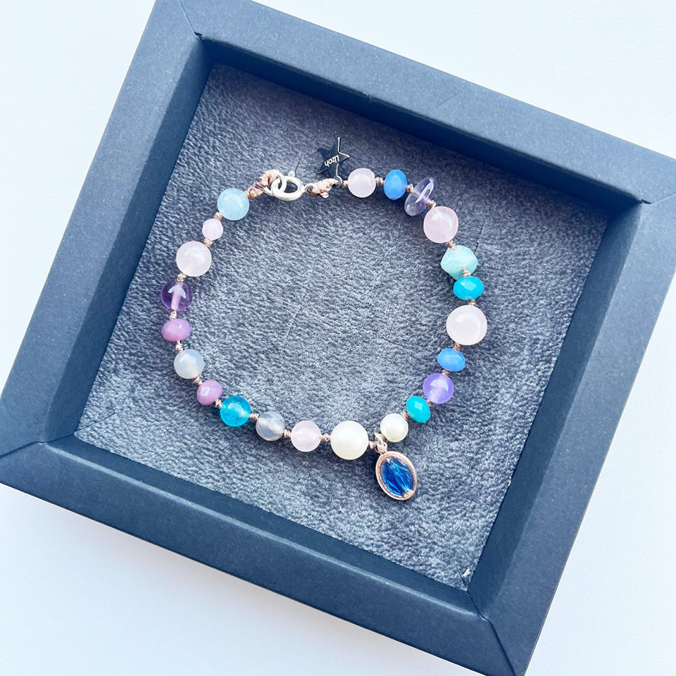 Bracciale Pietre con Madonnina Rue Du Bac e Arg 925 -Creazione Unica-