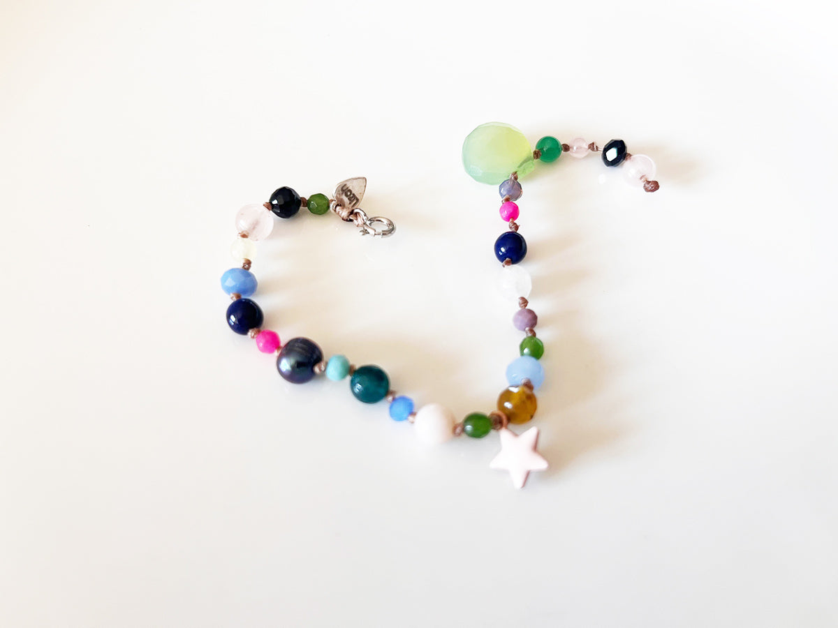 Bracciale Pietre Varie e Arg 925 con Stellina smaltata beige -Creazione Unica-
