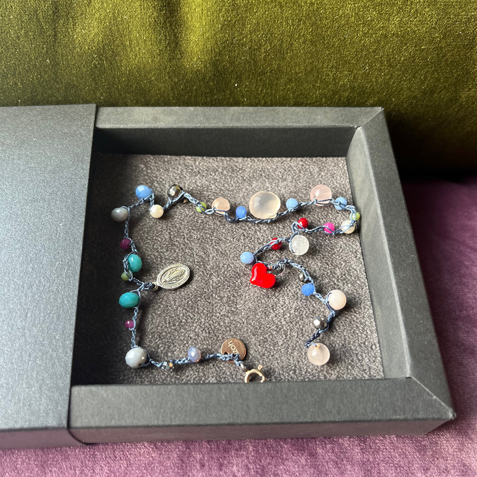 Bracciale Pietre, Cristalli, Madonnina Rue Du Bac Arg 925 e Cuore Rosso -Top Jewels-