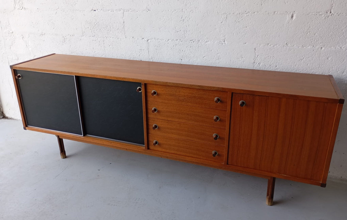 Credenza in legno di George Coslin per 3V, anni '60 -Top Design-