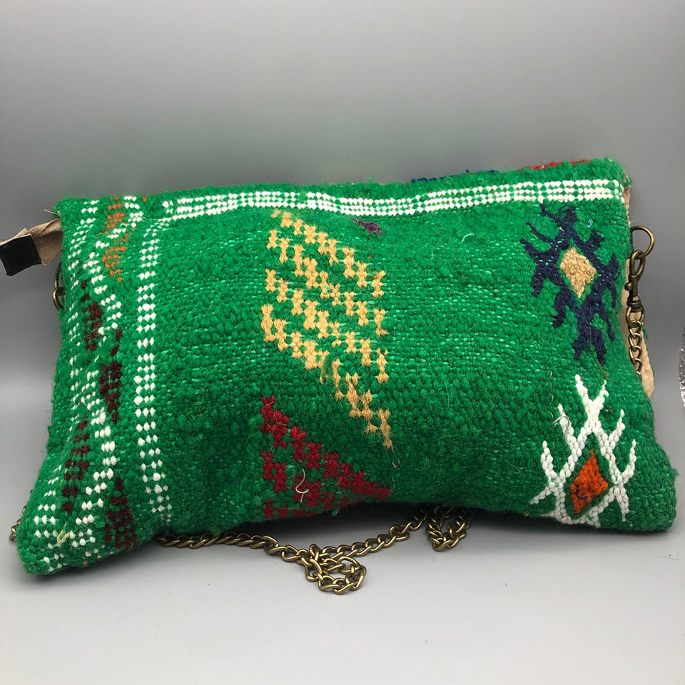 Pochette Verde Handmade con tracolla e placca Argentone con Pietra