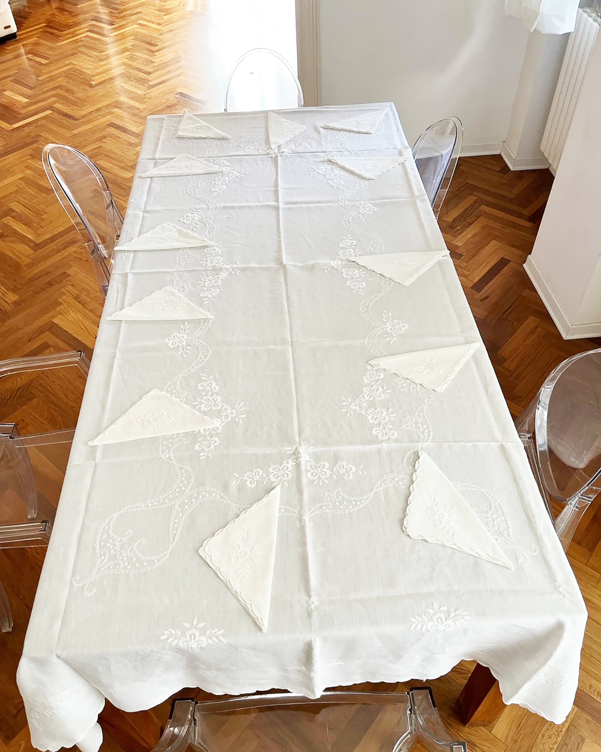 Tovaglia da tavola Antica in Lino Bianco Ricamato a mano 1900 -Antiques-