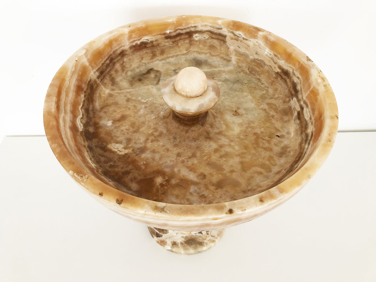 Acquasantiera Onice dei primi del '900 -Antiques-