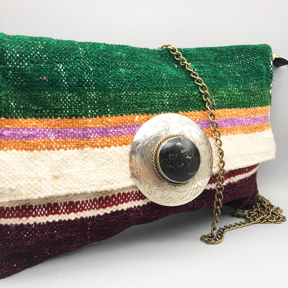 Pochette Righe Verde Handmade con tracolla e placca Argentone con Pietra