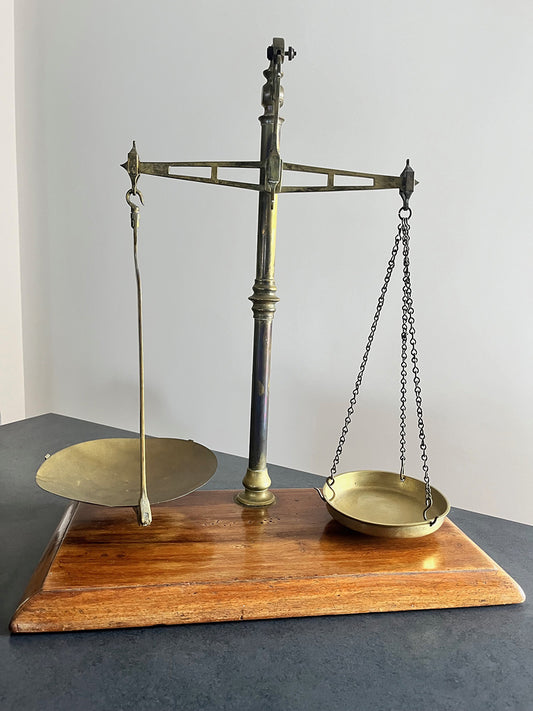 Bilancia da The Francese '900 in Ottone e Legno -Antiques-