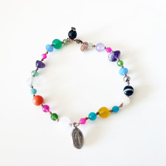 Bracciale Pietre Varie e Arg 925 con Madonnina Rue du Bac -Creazione Unica-
